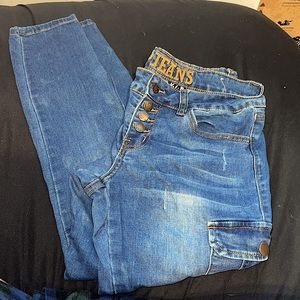 Cargo Capri Jeans